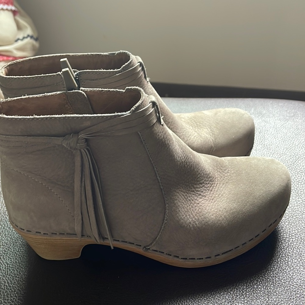 Dansko Boots 8